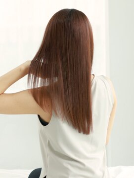 ララルーモ 渋谷公園通り店(LaLarOomo) 大人女性30代40代向けさらさらストレート