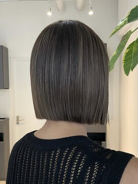 ヨロ 上野(YOLO) ハイライトカラーミルクティーベージュケアブリーチダブルカラー