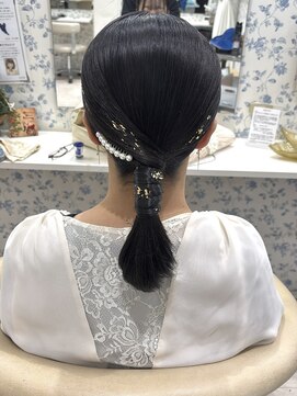 サクララ(Sakura la) タイトローポニー×金箔/アップヘア/ミディアム/ヘアアレンジ