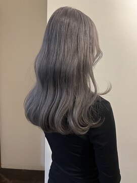 ロチカバイドールヘアー 心斎橋(Rotika by Doll hair) ブリーチ　2回～　グレー　カラー♪