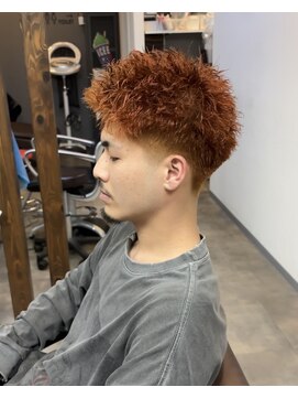 バタクラン(BATACLAN) クラッシュパーマ/メンズ/シェービング/理容室/バーバー/眉毛