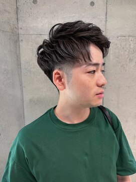 エウペ 渋谷(WEUPE) 束感/波巻き/ハイライト/マッシュパーマ