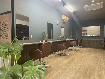 ランドスケープ(LAND SCAPE)の写真/【リニューアルOPEN!】経験豊富な実力派スタイリスト多数在籍!お客様一人一人に合った施術で理想のStyleへ