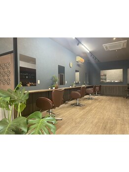 【リニューアルOPEN!】経験豊富な実力派スタイリスト多数在籍!お客様一人一人に合った施術で理想のStyleへ