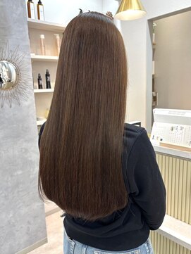 ポジ(poji) 切りっぱなしボブ　質感ストレート　カット　顔まわり　艶髪