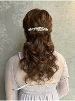 コトナ(kotona)&nbsp;【ハーフアップお呼ばれヘア】ヘアセット/アップヘア/シニヨン