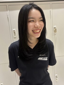 ジーナ 京都河原町(Zina) 【京都河原町烏丸】レイヤーカット ツヤ感ブラック