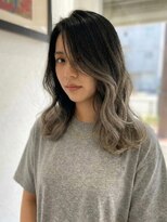 アッシュ 川崎店(Ash) グラデーションカラー グレージュ ブリーチあり