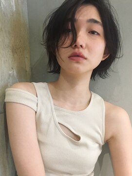 ケイト(KATE) 【KATE】スリークボブショート×ダークアッシュ