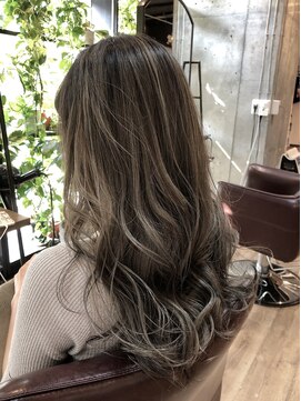 ロダット 横浜(LODAT by little) パールベージュ×ハイライト【LODAT横浜】