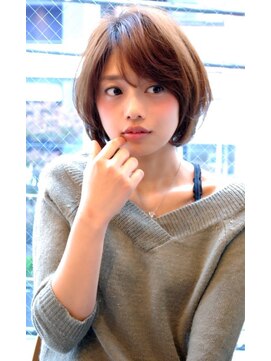 レウナ 外苑前(Reuna) 大人可愛いひし形ボブ お手入れ簡単