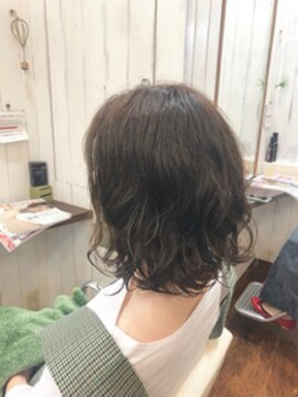 ラスティー(LUSTY) 「静岡袋井LUSTYラスティ」フレンチボブカール