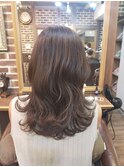 秋のまとまりツヤ感スタイル