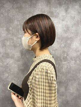ナナシ(nanac) 耳掛けショートボブ