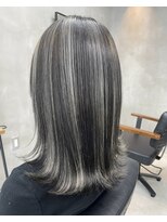 イキプラスディードットログ 大和八木駅前店(ikii+D.Log) コントラストハイライト ケアブリーチ 大和八木