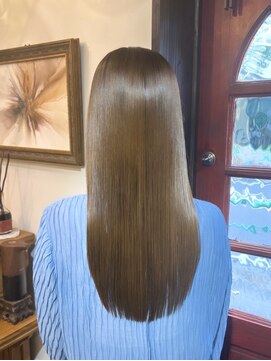 レーヴ(Reve) 13種を駆使したオーダーメイド髪質改善トリートメント★