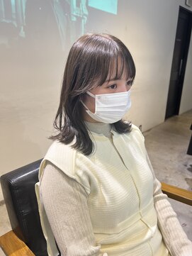 トレス(TRESS) 外ハネレイヤーボブ　くびれミディアム　ブラウンカラー