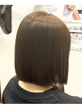 スイート(Sweet) ボブ/オリーブ系カラー
