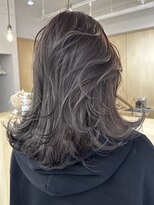 バベル アット フルリール 甲子園口(BABEL at fleurir)&nbsp;ミディアムレイヤーのアッシュブラウンカラー