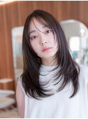 レイヤーカット/韓国ヘア/シースルーバング/小顔/前髪