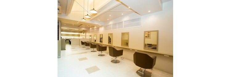 ヘアーアンドメイクアップ バウ(Hair&Make up BAU)のサロンヘッダー