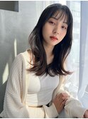 ひし形で小顔効果◎女っぽセミ