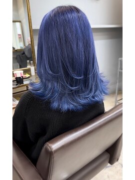 オズ 安積店(OZ) ミニウルフチェリーブラウンホワイトグレージュフェザーパーマ