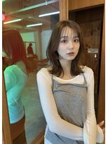 スティルライツ(STILL LIGHTS)&nbsp;shoulder-length hair