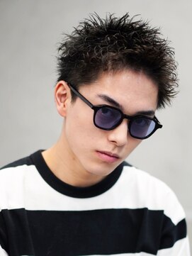 フィフス トウキョウ (fifth TOKYO) ラフな質感の無造作パーマ×スパイキーショートスタイル