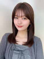 ラルユー 金山(LallYou)&nbsp;20代に人気！顔周りの後れ毛がかわいいシャギーレイヤーロング
