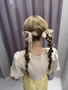 カラークチュール(Color Couture) ミディアムヘア/暗めカラー/デザインカラー/縮毛矯正/くびれヘア