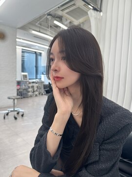 アマトウキョウ 表参道(AMA TOKYO) レイヤーカット 韓国ヘア 顔周りカット高島大登