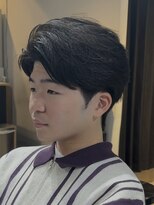 ブルニール 心斎橋(BLEUNIR) フェザーパーマ 軽め センターパート 毛流れ 大人ヘア