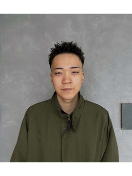 スナッグ(Snug,) men's spikey fade