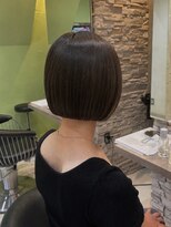 ヘアアンドメイク シークネクスト(HAIR&MAKE SeeK NEXT)&nbsp;艶感コンパクトミニボブ