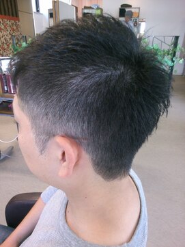 マノアマノデュオ(mano.a.mano Duo) ショートモヒカン