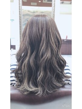 キャンディボックス 和白店(CANDY BOX) ハイライトベージュ【RYUBI】