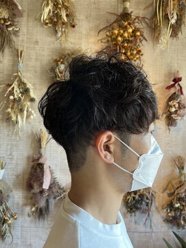 マーノ(mano) メンズパーマスタイル