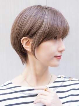 サーカス バイ ビュートリアム 青山(CIRCUS by BEAUTRIUM) ショートレイヤー20代30代40代大人可愛い青山表参道