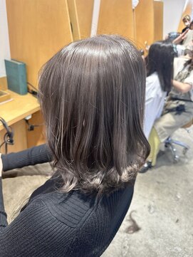 アンフィ 東京(Amphi) 【ブリーチやめた!!艶感バレイヤージュ♪】