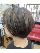 マリ美容室&nbsp;グレイ系バリアージュ