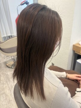 ウイ バイ ファースト 北四番丁店(u'i by first) ストレートレイヤースタイル