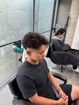 イーラ(era) ラルフカールパーマ/メンズ/刈り上げ/眉毛/ツイスト