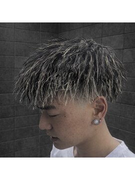 ウィスカーズ(Whiskers) メッシュ×パイルツイスト