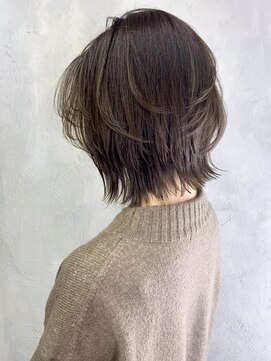 アイティー バイ アルバム 浦和店(IT by ALBUM) くびレイヤグレージュカラーグレーベージュ_ba274841