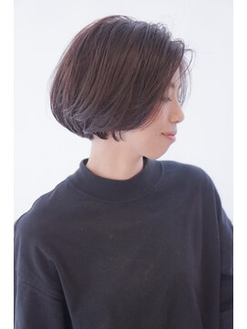 モーリス ラグウナ(Maurice.S Laguna) 切りっぱなし前上がりボブ