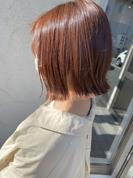 シェノンバイカリス(Chainon by charis) 切りっぱなしボブ×ピンクベージュ