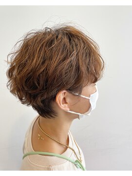 りんごの木 篠ノ井駅前店 ショートパーマ/春パーマ/小顔補正立体カット/耳だしショート