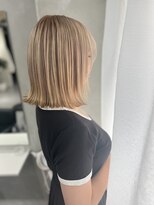 アルマバイロサ(ALMA by ROSA) ハイトーンベージュ×ボブ 担当SE-YA