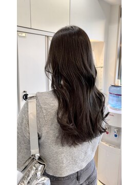 キキ(kiki by KENJE) グレージュカラー☆